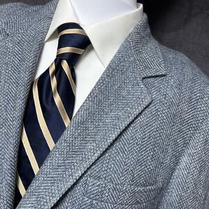 Vintage Austin Manor Sport Coat 42L Gray Herringbone Wool Tweed Blazer Jacket 44